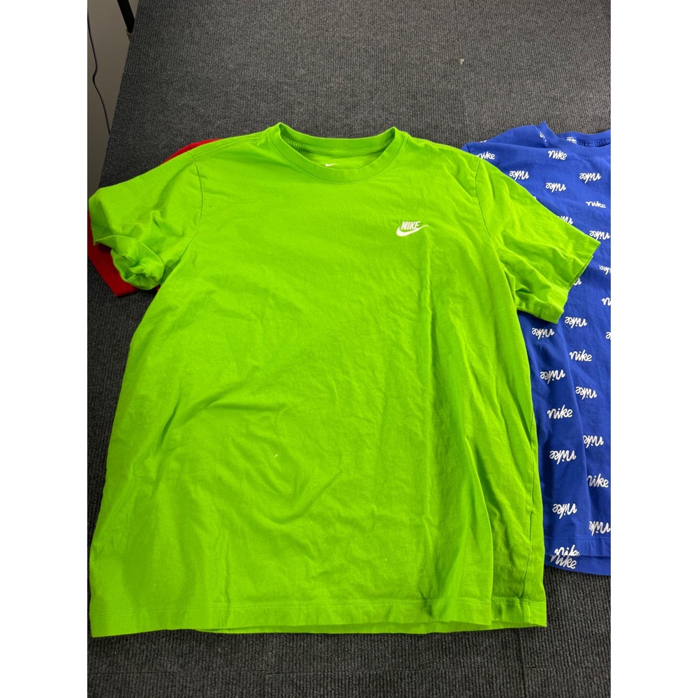 Nike Mens Graphic T-Shirt Bundle XL Lot of 4 Dri-Fit BlueRed Green Gray - Picture 8 of 9